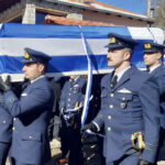 Συγκίνηση στην κηδεία του κυβερνήτη του Phantom, Ευστάθιου Τσιτλακίδη