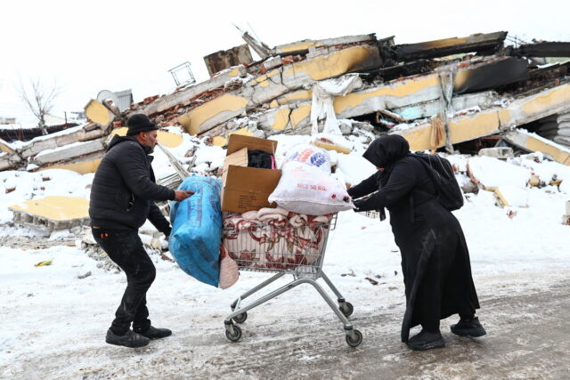 Ανθρωπιστική βοήθεια και στη Συρία στέλνει η Ελλάδα