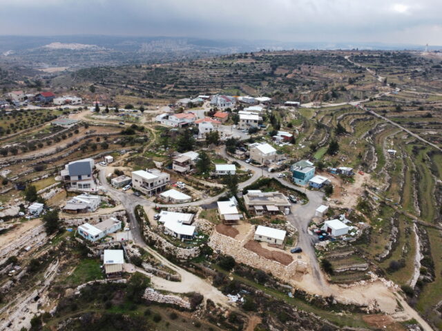 Διεθνές Δικαστήριο: Παράνομοι οι ισραηλινοί εποικισμοί