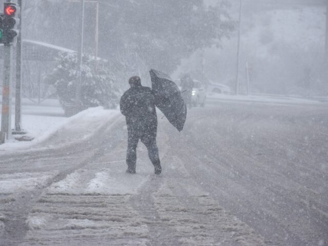 Κακοκαιρία: Σε κόκκινο συναγερμό πέντε περιφέρειες