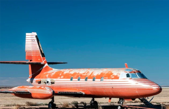 Το ιδιωτικό τζετ του Έλβις Πρίσλεϊ πωλήθηκε σε δημοπρασία