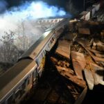 Ταυτοποιήθηκαν 52 θύματα του σιδηροδρομικού δυστυχήματος στα Τέμπη