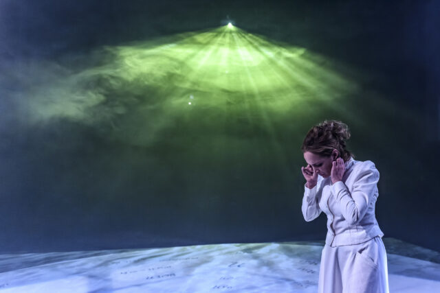 Μαρί Κιουρί: Η Κρήτη τιμά την Παγκόσμια Ημέρα της Γυναίκας με ένα θεατρικό έργο για τη ζωή της