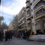 Επιχείρηση έξωσης σε σπίτι οικογένειας στην Καλαμαριά