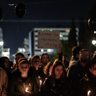 Ήταν μια πένθιμη σιωπηλή διαμαρτυρία. Γιατί την καταντήσατε έτσι;