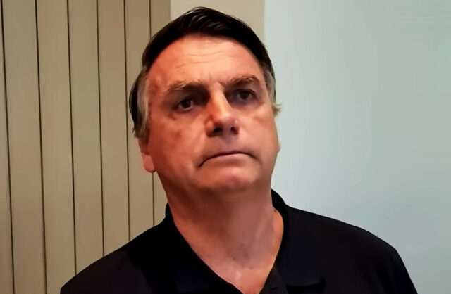 Επιστρέφει στη Βραζιλία ο Μπολσονάρο – Σε ετοιμότητα η αστυνομία