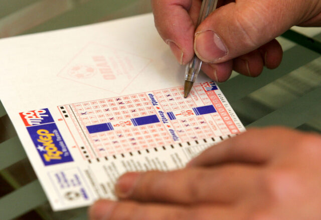 Τζόκερ: Στη Θεσσαλονίκη ο υπερτυχερός που κέρδισε 2,6 εκ. ευρώ – Πόσο κόστισε το δελτίο του