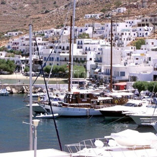 Η Σίφνος «πρωταγωνιστεί» στις προτιμήσεις των Γερμανόφωνων τουριστών για το 2023