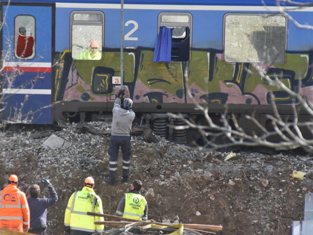 Ζωή σε λούπα: Επανατραυματισμός θυμάτων και συγγενών μετά τα Τέμπη