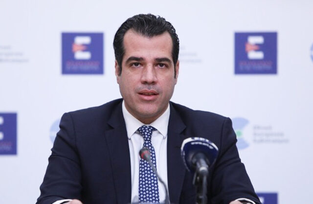 Επιπλέον 1.800 ευρώ σε γιατρούς ανακοίνωσε ο Θάνος Πλεύρης