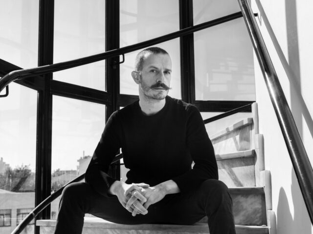 Μιχάλης Βαλάσογλου: «Αλίμονο σε αυτόν που θα μπει ανάμεσα σε έναν άνθρωπο και το κέρδος του»