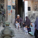 Συνελήφθη Παλαιστίνιος έφηβος που φέρεται να πυροβόλησε δυο Ισραηλινούς εποίκους στην Ανατολική Ιερουσαλήμ