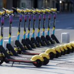 Το Παρίσι απαγορεύει τα ηλεκτρικά πατίνια