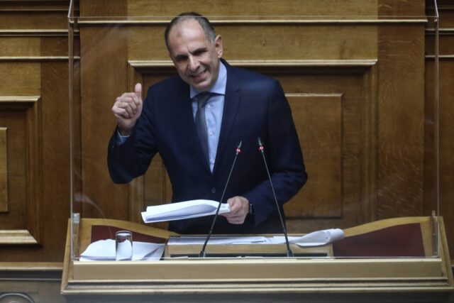 Αρνείται το «παζάρεμα» με τον Τζανερίκο ο Γεραπετρίτης