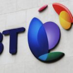 Μεγάλη Βρετανία: Η BT προχωρά σε 55.000 απολύσεις λόγω οπτικών ινών και τεχνητής νοημοσύνης