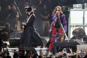 Οι Aerosmith για πρώτη φορά στην κορυφή των βρετανικών charts