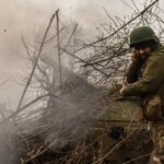 Το Κίεβο προσπαθεί να ανασκευάσει τις δηλώσεις Ζελένσκι για την τύχη του Μπαχμούτ