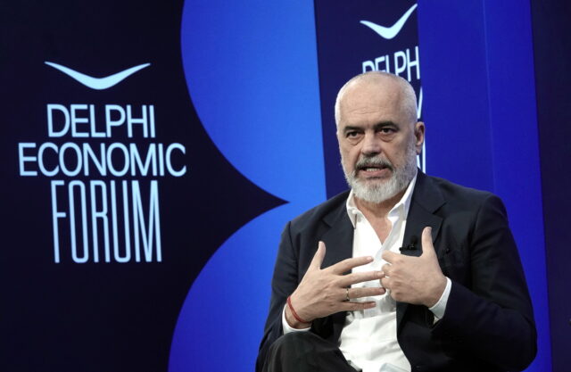 Αιχμές του Έντι Ράμα για τη στάση της Αθήνας στην υπόθεση του Φρέντι Μπελέρη