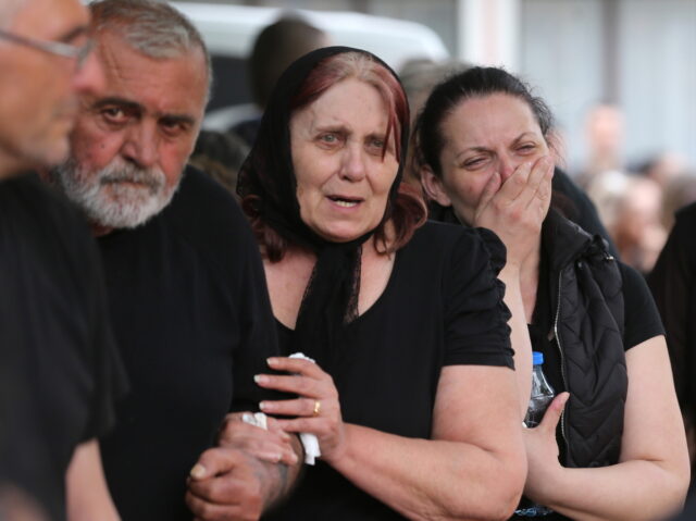 Σερβία: Ξεκίνησε ο «αφοπλισμός» των πολιτών – Διορία ενός μήνα για να παραδοθούν τα παράνομα όπλα