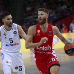 Euroleague: «Αυτόχειρας» ο Ολυμπιακός, έχασε το τρόπαιο στην τελευταία φάση με 79-78