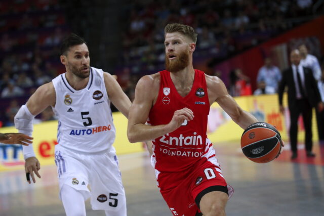 Euroleague: «Αυτόχειρας» ο Ολυμπιακός, έχασε το τρόπαιο στην τελευταία φάση με 79-78