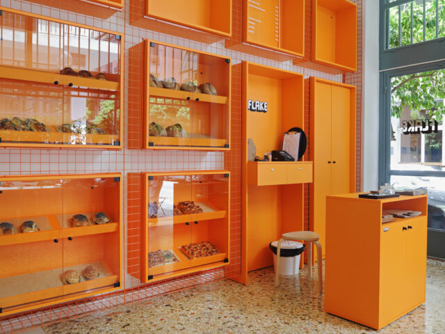 Το Flake είναι το νέο microbakery της πόλης που φτιάχνει ψωμί με ψυχή