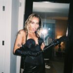 Ενα ακόμη ρεκόρ στο Spotify κατέρριψε το «Flowers» της Μάιλι Σάιρους