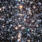 Αστρονόμοι εντόπισαν μια σπάνιου μεγέθους μαύρη τρύπα