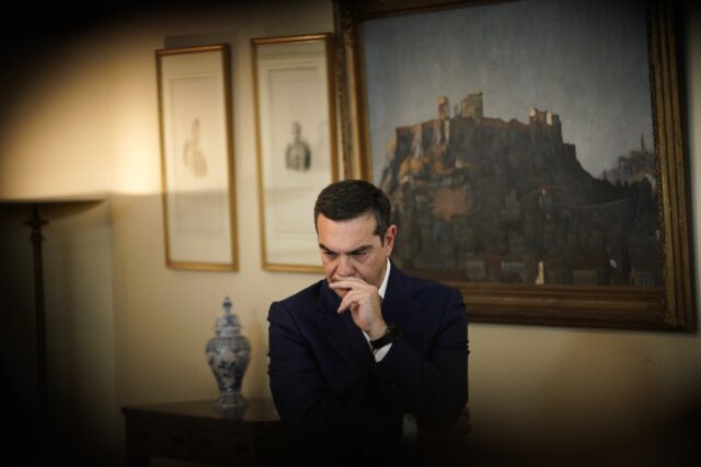 ΣΥΡΙΖΑ: Παραιτείται ο Αλέξης Τσίπρας – Το ανακοίνωσε στο Εκτελεστικό Γραφείο