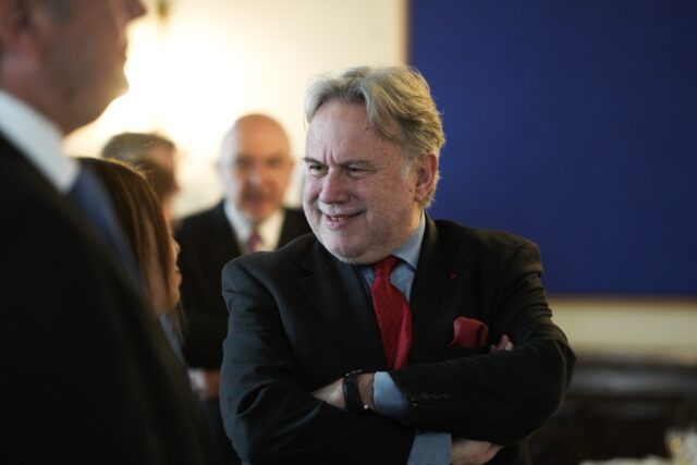 Ο Αλέξης Τσίπρας «αδειάζει» Κατρούγκαλο για τις ασφαλιστικές εισφορές