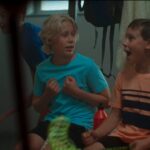 «Αγόρια στο ντους»: Η βραβευμένη ταινία που έφερε μια δασκάλα δημοτικού στο στόχαστρο των πιο συντηρητικών αντανακλαστικών