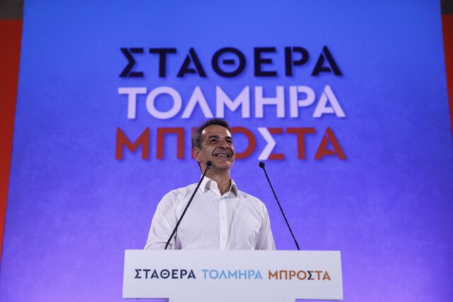 Ο Μητσοτάκης αναβάλλει την επίσκεψη στη ΔΕΘ ενώ η Θεσσαλία μετρά καταστροφές