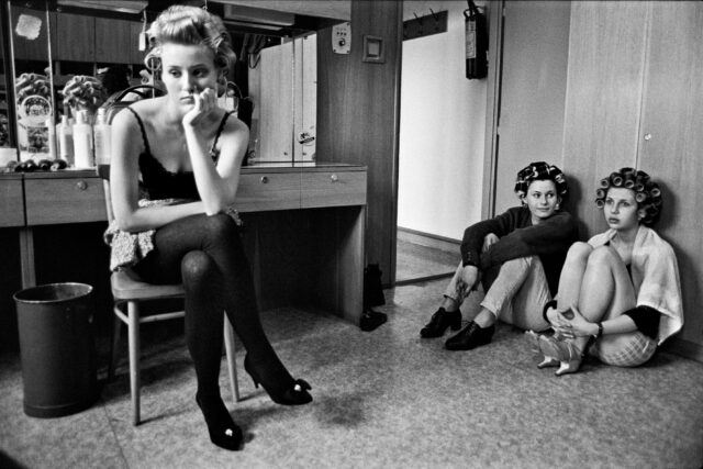 Γυναίκα: Μια έκθεση και συζήτηση με την διακεκριμένη φωτογράφο Dana Kyndrová