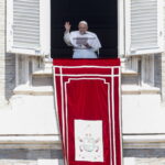 Ο πάπας Φραγκίσκος ξανά στο νοσοκομείο για επείγουσα εγχείρηση