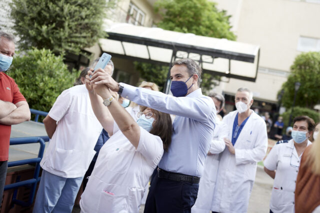 Μητσοτάκης από Άγιο Σάββα: «Το νέο ΕΣΥ να αποτελεί κεντρική πολιτική προτεραιότητα της επόμενης κυβέρνησης»