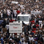 Σαράντα χιλιάδες αστυνομικοί και χωροφύλακες θα αναπτυχθούν απόψε σε όλη τη Γαλλία