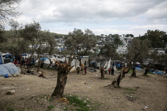 Ευρωπαϊκό Δικαστήριο Ανθρωπίνων Δικαιωμάτων: Αποζημίωση σε 67 πρόσφυγες για τις απάνθρωπες συνθήκες στην Μόρια