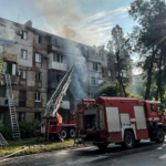 Έξι νεκροί και 25 τραυματίες από ρωσικό πλήγμα σε πολυκατοικία στην Ουκρανία