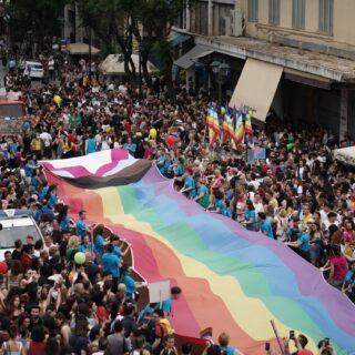 Ο Γιώργος Λιάγκας πιστεύει ότι το Athens Pride είναι μια παρέλαση κλόουν και στηρίζει μόνο ομοφυλόφιλους… φυσιολογικούς