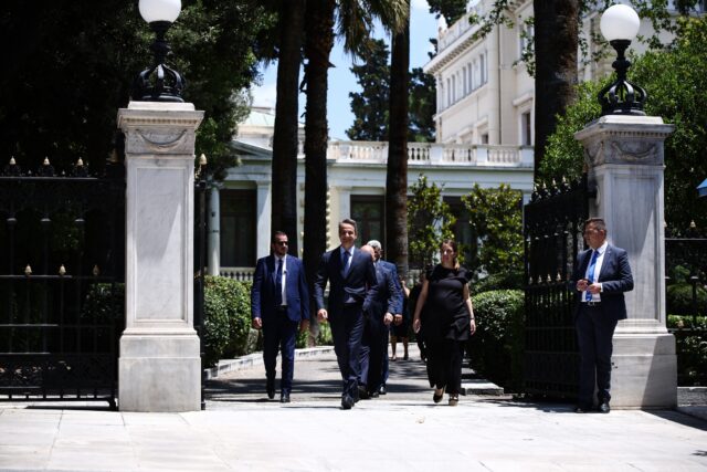 Η εισαγωγική τοποθέτηση του πρωθυπουργού στο πρώτο υπουργικό συμβούλιο της νέας κυβέρνησης [LIVE]