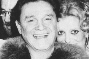 Στις 8 Ιουνίου του 1987 πεθαίνει ο Αλέξανδρος Ιόλας