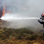 Φωτιά κοντά σε κατοικημένη περιοχή στην Κρεμαστή Ρόδου