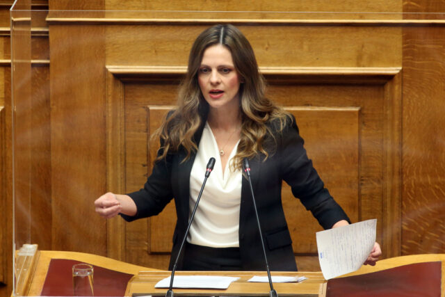 Αχτσιόγλου: Ημέρα νίκης και μερικής δικαίωσης για τη ΛΟΑΤΚΙ κοινότητα – Μικροπολιτική η στάση της ΝΔ