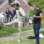 Σουηδία: Ποδοπάτησαν και κλώτσησαν το Κοράνι έξω από την ιρακινή πρεσβεία στη Στοκχόλμη – Το Ιράκ απελαύνει την Σουηδή πρεσβευτή