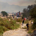 Θάνατος εθελοντή πυροσβέστη στη Ρόδο: Η Περιφέρεια Νοτίου Αιγαίου υιοθετεί τα παιδιά του