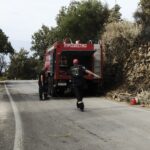 Φωτιά ξέσπασε στο Μαρκόπουλο Αττικής