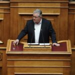 Στα μπλόκα των αγροτών ο Δ. Κουτσούμπας