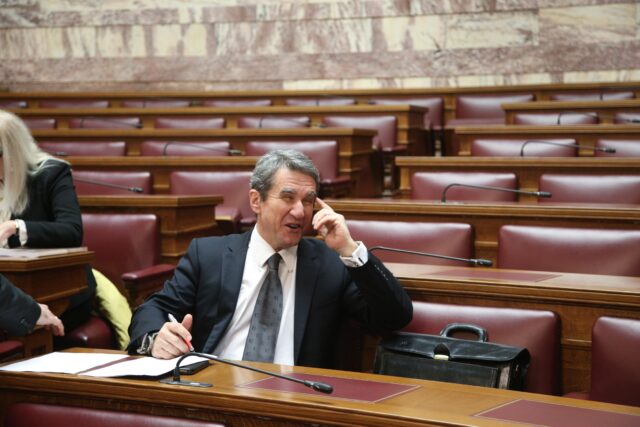 Παραιτείται ο Ανδρέας Λοβέρδος από το ΠΑΣΟΚ