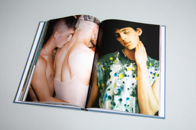 «Corporeal»: Παρουσίαση του νέου βιβλίου του φωτογράφου Spyros Rennt στο βιβλιοπωλείο Hyper Hypo