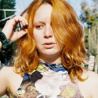 Η Φάλαινα του Πωλ Γκαντέν, στη Μεσαιωνική Πόλη της Ρόδου, κρύβει στα ηχεία της τη μουσική της Nalyssa Green